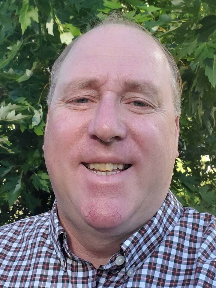 Jef Frost, Real Estate Salesperson in Janesville, Affiliated