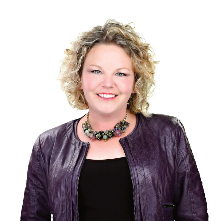 Manon Vaillancourt,  in Perth, Coldwell Banker Settlement Realty, Brokerage