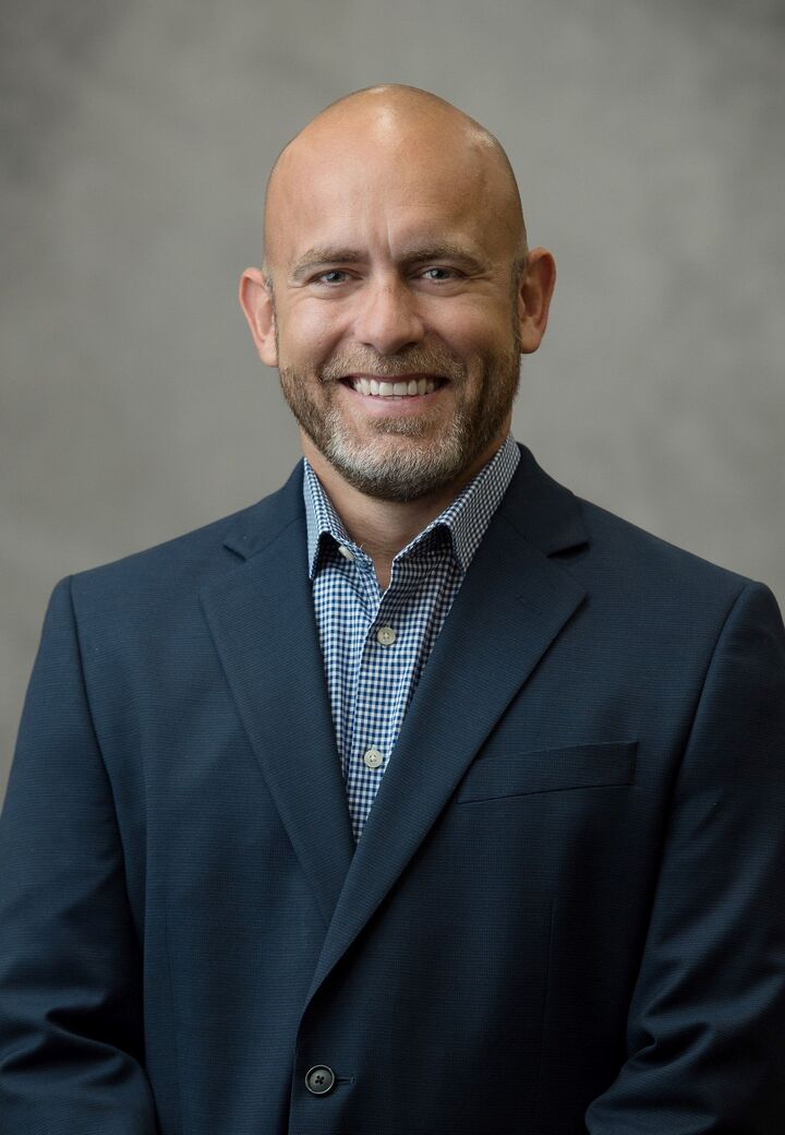 Adolfo Villalobos, Real Estate Salesperson in Warner Robins, Free Realty