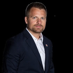 Kristopher  Sparre,  in Burlington, Coldwell Banker Burnhill Realty, Brokerage