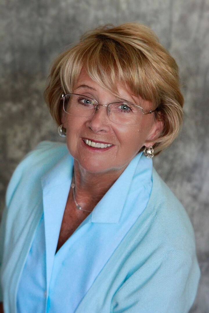 Marilou Saar, Associate Real Estate Broker in South Abington Township, Town & Country Properties