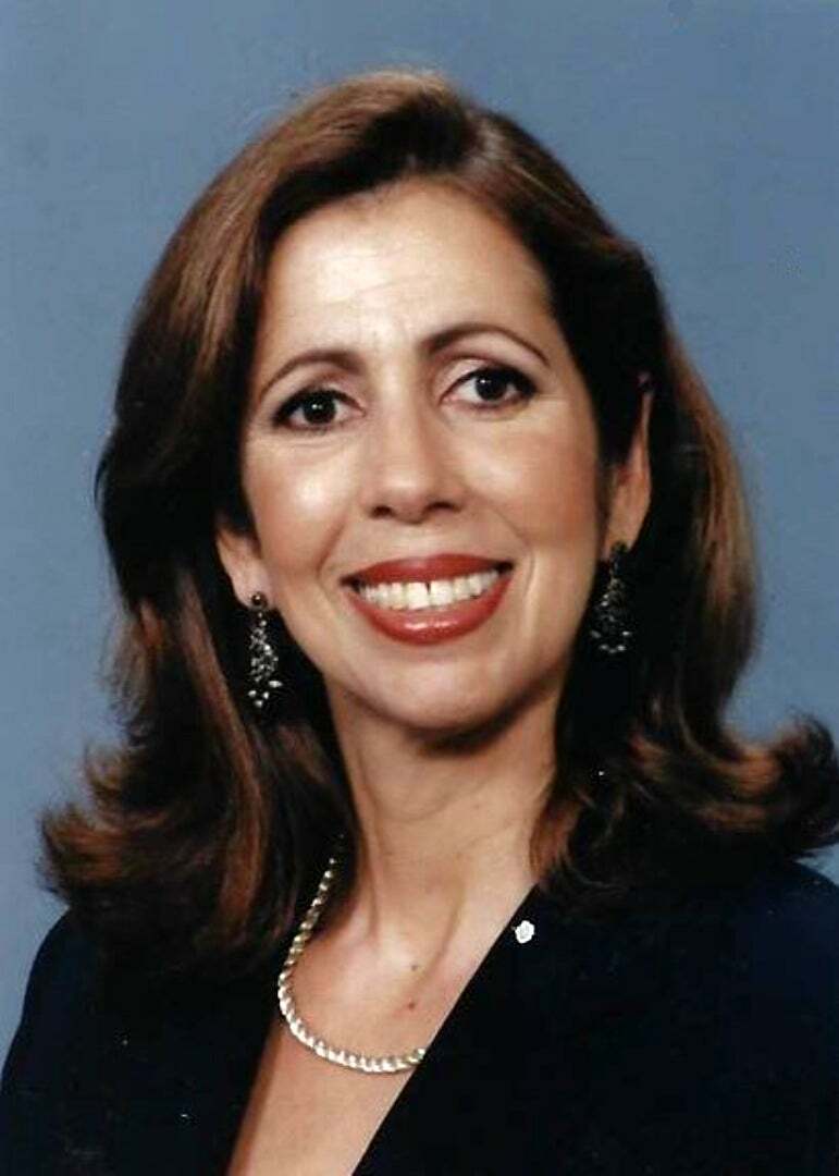 Aura E. Gonzalez, Real Estate Salesperson in Doral, First Service Realty ERA Powered
