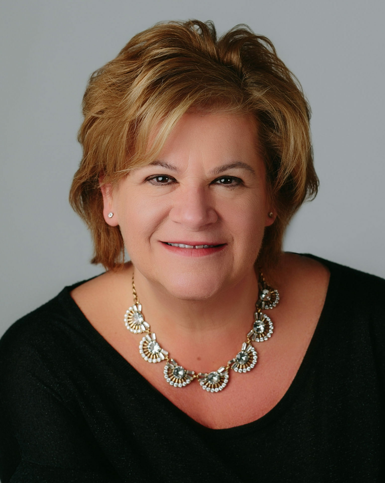 Mary Lou Lamontagne, REALTOR in Narragansett, Williams and Stuart Real Estate