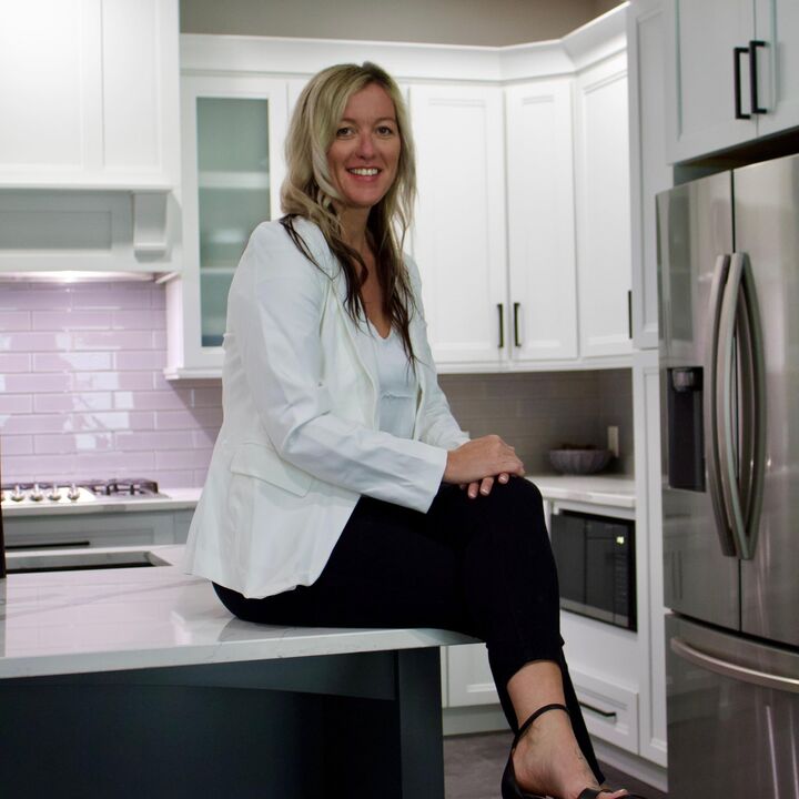 Jessica Shepard, Real Estate Salesperson in Fulton, Leah's Signature