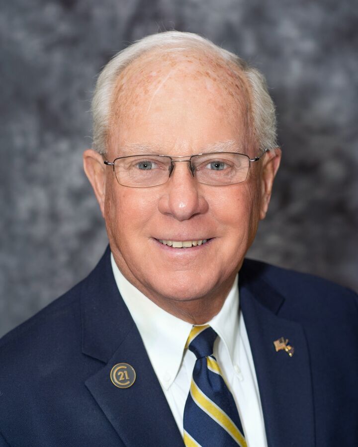 Duncan Ingraham, Associate Real Estate Broker in Portsmouth, Topsail Realty