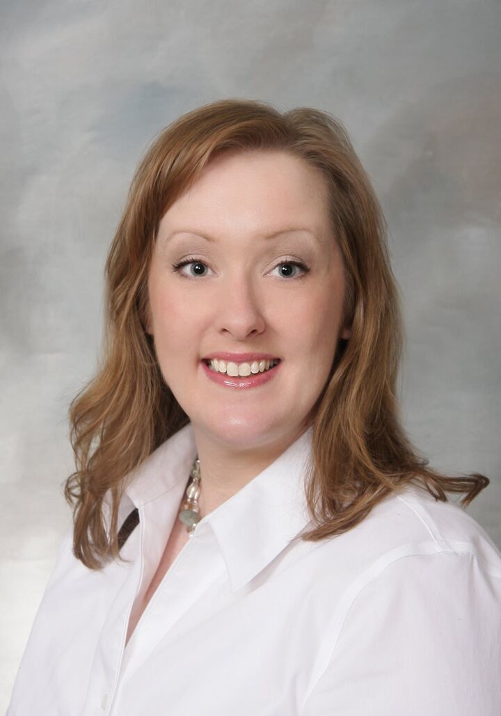 Lori Christiansen, Real Estate Salesperson in Midland, Signature Realty