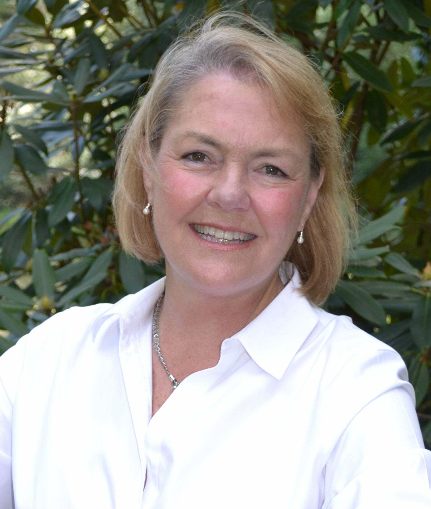 Nancy McKinley, Associate Real Estate Broker in Hendersonville, Mountain Lifestyles