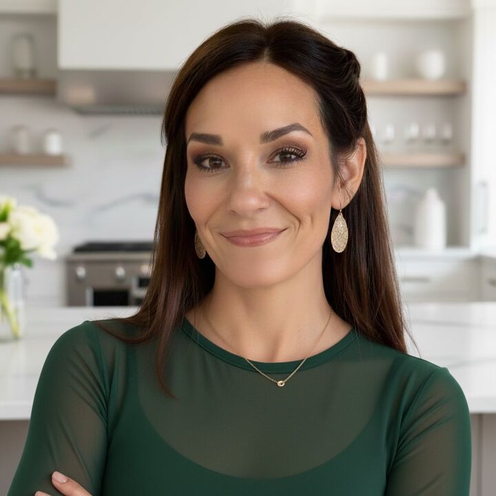 Melanie Gordon, Associate Real Estate Broker in Topeka, Wostal Realty