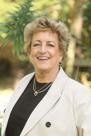 Lorraine Bannister, Real Estate Salesperson in Daly City, Corcoran Icon Properties