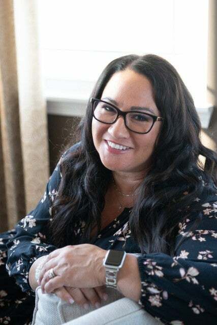 Kimberly Loya, Real Estate Broker in Zionsville, Scheetz