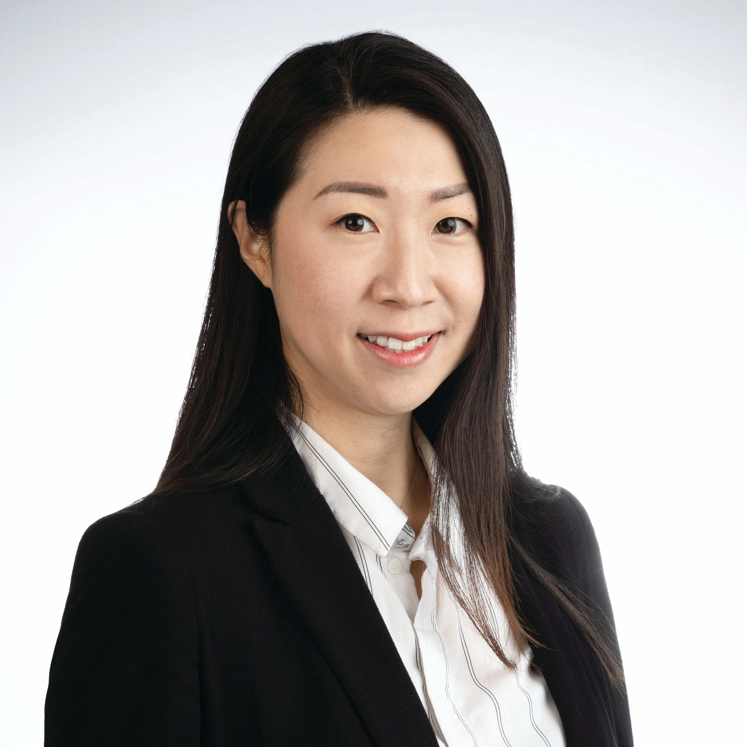 Claudia Peng, Real Estate Salesperson in Irvine, Platinum Properties