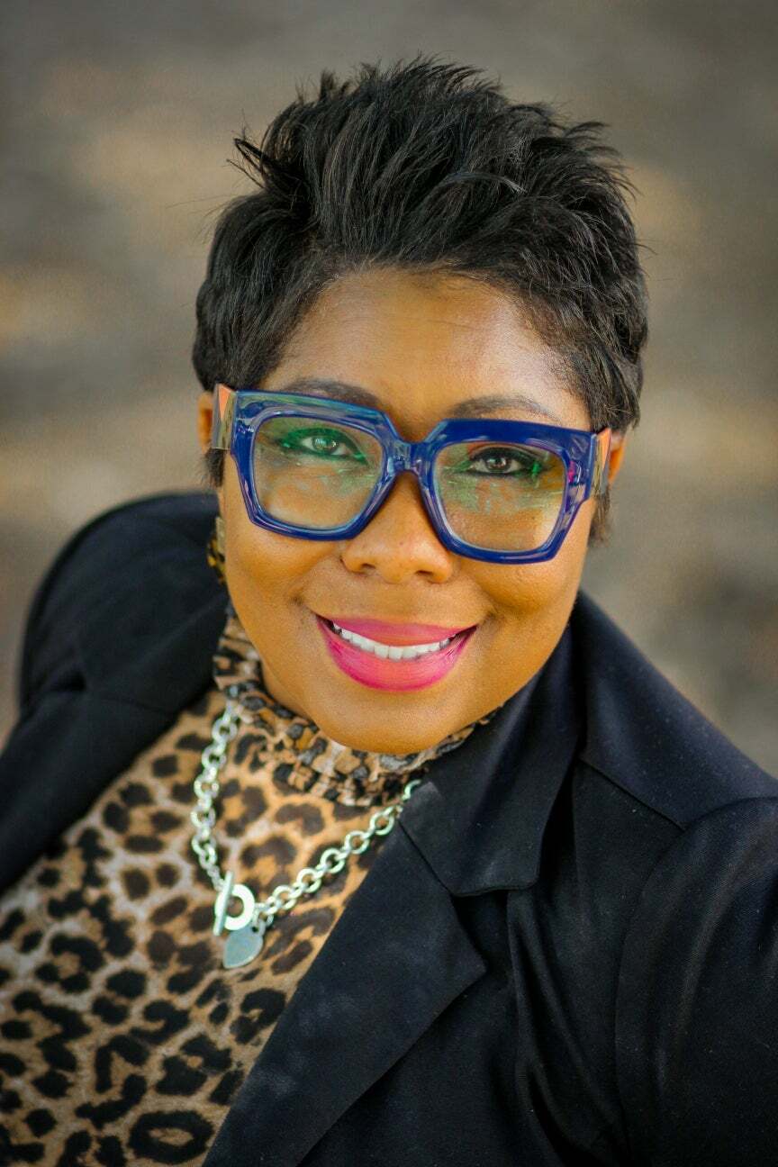 Sheila Williams, Real Estate Broker in Raleigh, Paracle