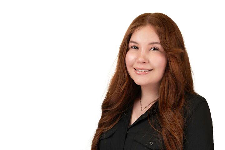 Emily Robles, Real Estate Salesperson in Porterville, Jordan-Link