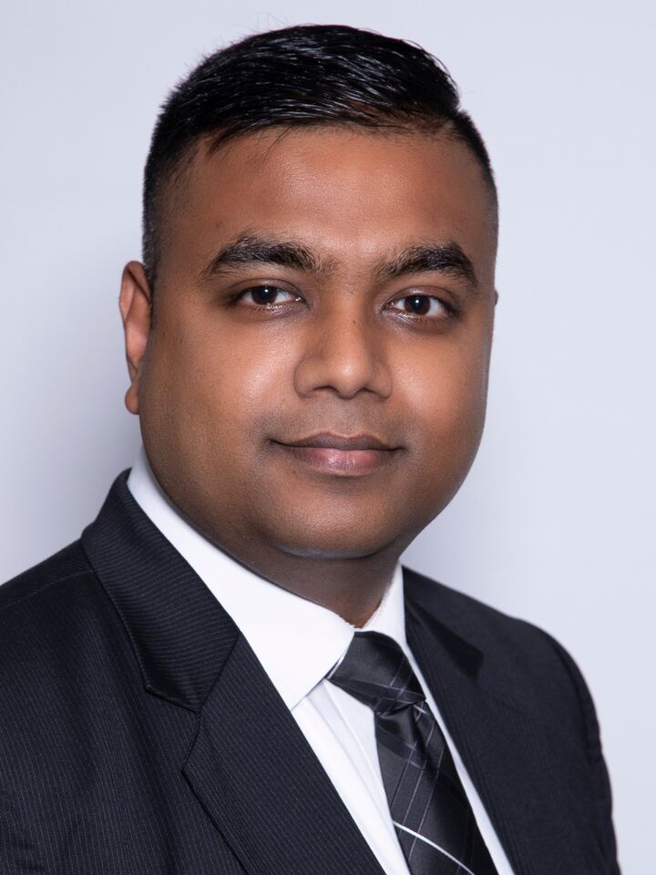 Atif Chohan, Real Estate Salesperson in Lindenhurst, AA Realty