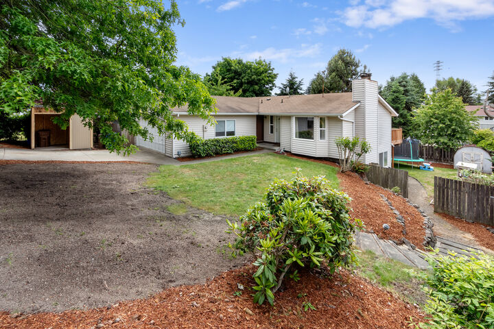 Property Photo: 3102 N Vassault Street WA 98407