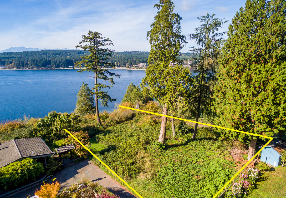 Property Photo: 6450 NE Adas Will Lane WA 98110
