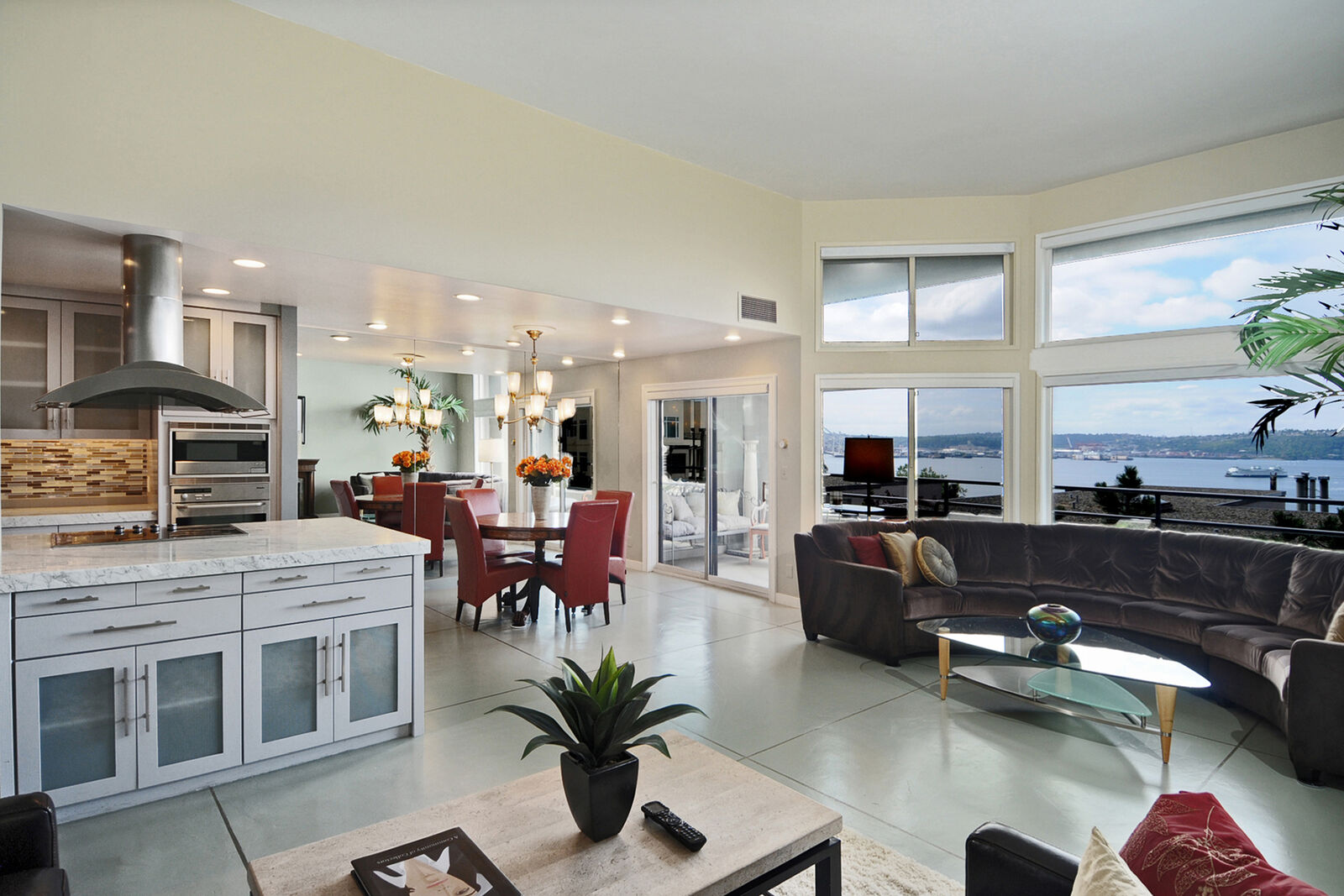 Property Photo:  2021 1st Ave D2  WA 98121 