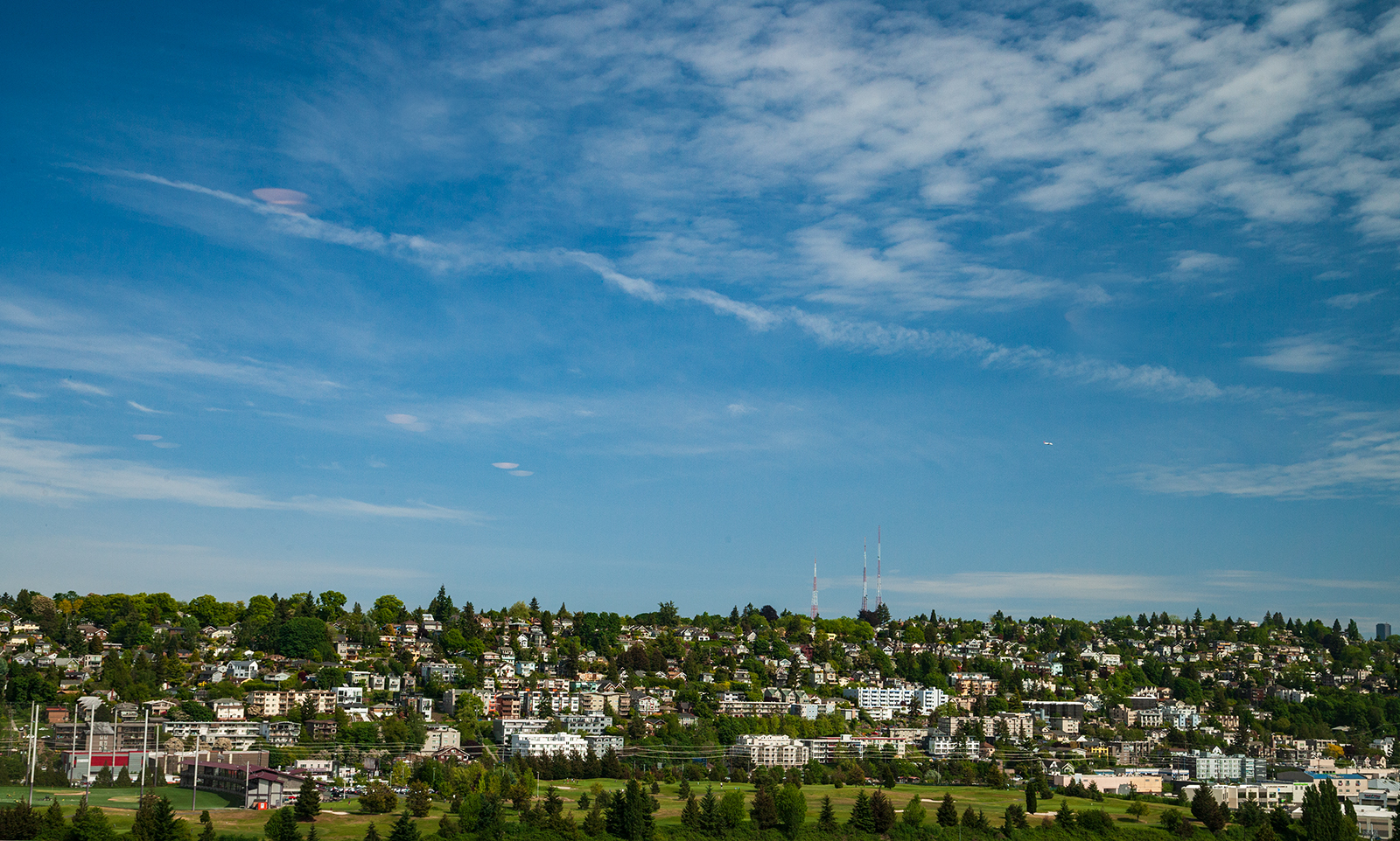 Property Photo: Magnolia Living 2826 Patten Place W  WA 98199 