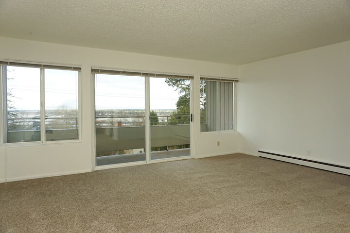 Property Photo: One level condo 819 High St 208  WA 98225 