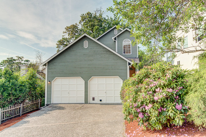 Property Photo: 292 lind ave nw 272 Lind Ave NW  WA 98057 