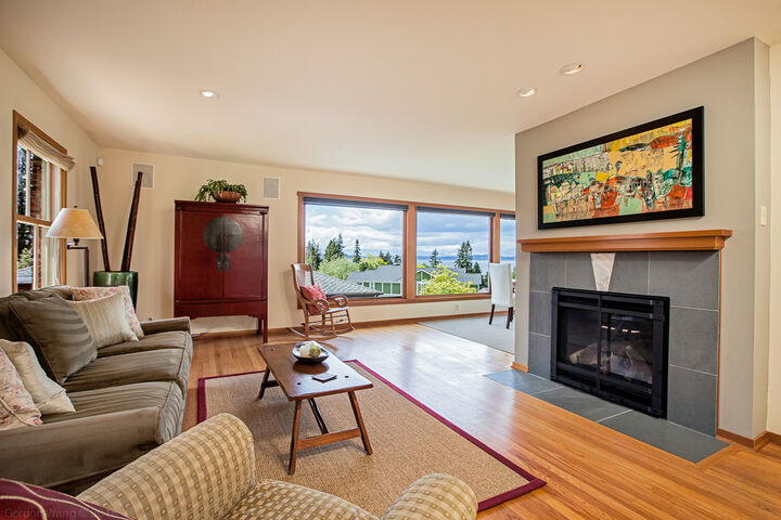 Property Photo: Main floor living room 4514 SW Roxbury St WA 98136