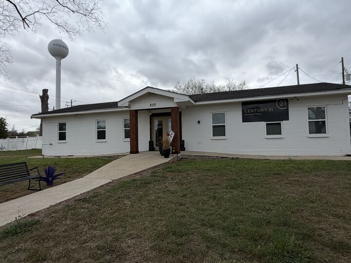 Running S Realty,Stockdale,Running S Realty