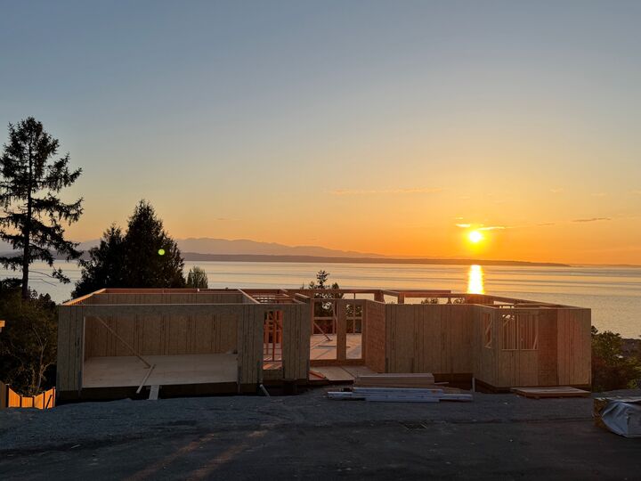 Property Photo:  19124  94th Avenue W  WA 98020 