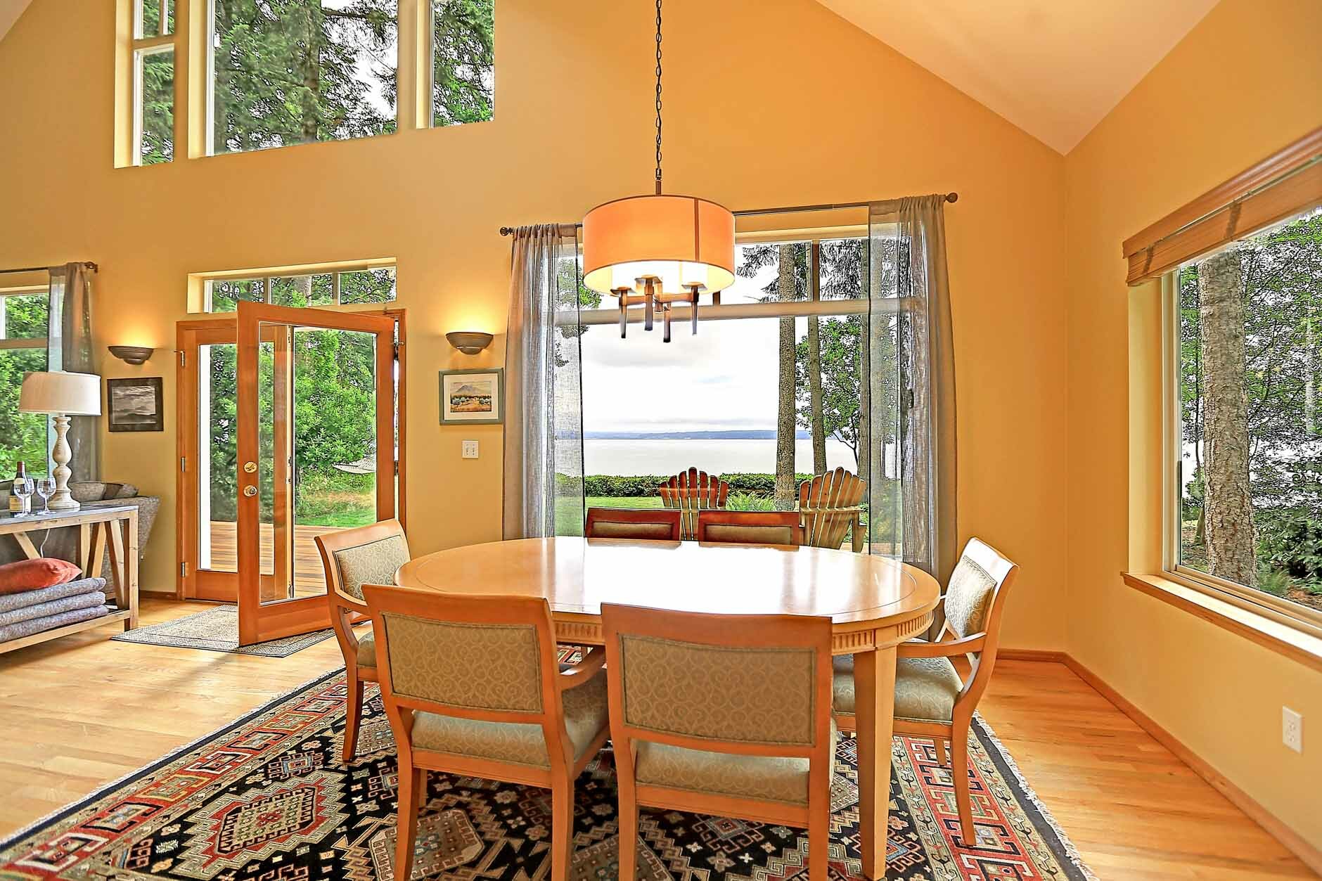 Property Photo:  1685 S East Camano Dr  WA 98282 