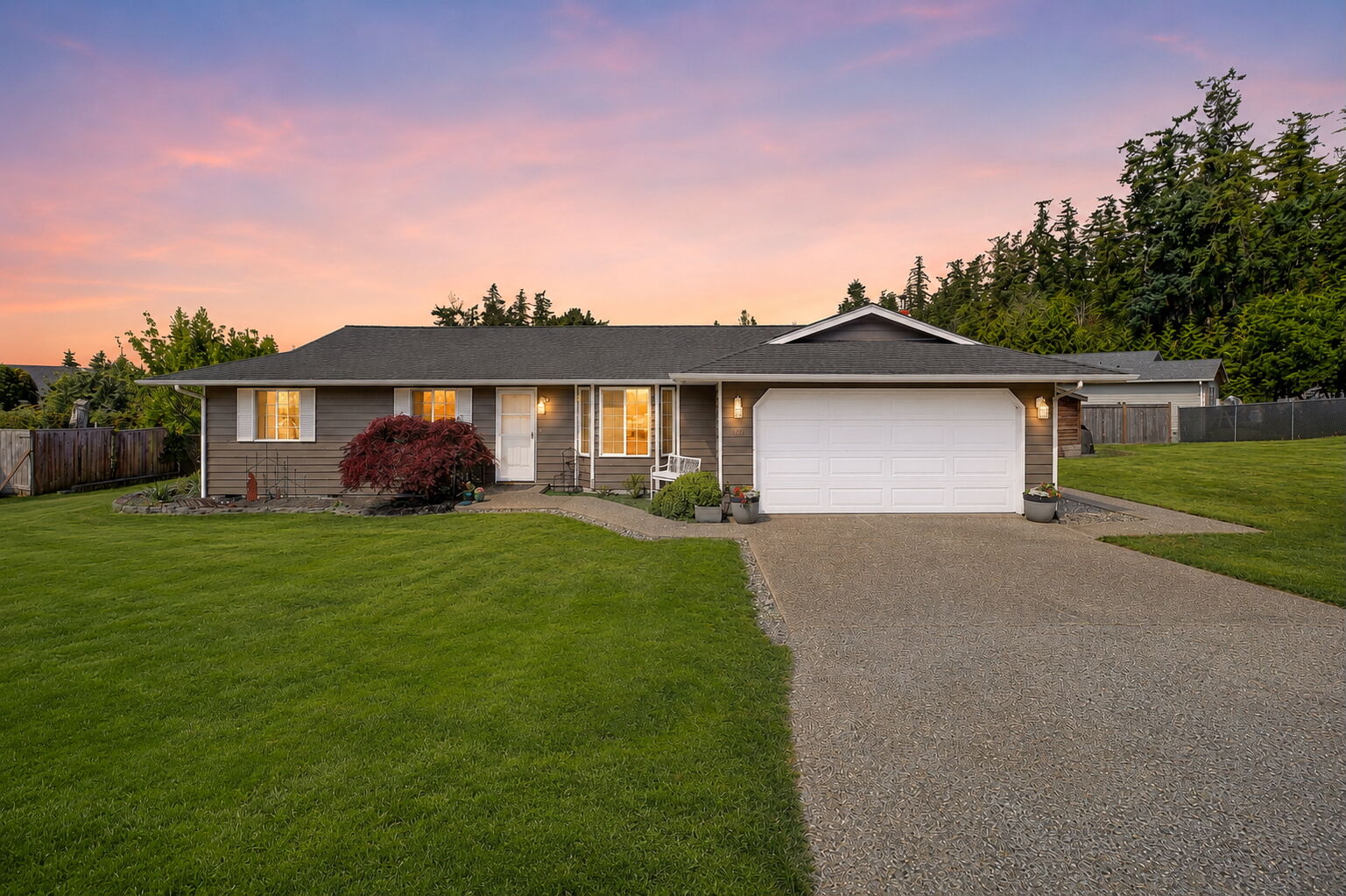 Property Photo:  740  Commodore Lane  WA 98282 