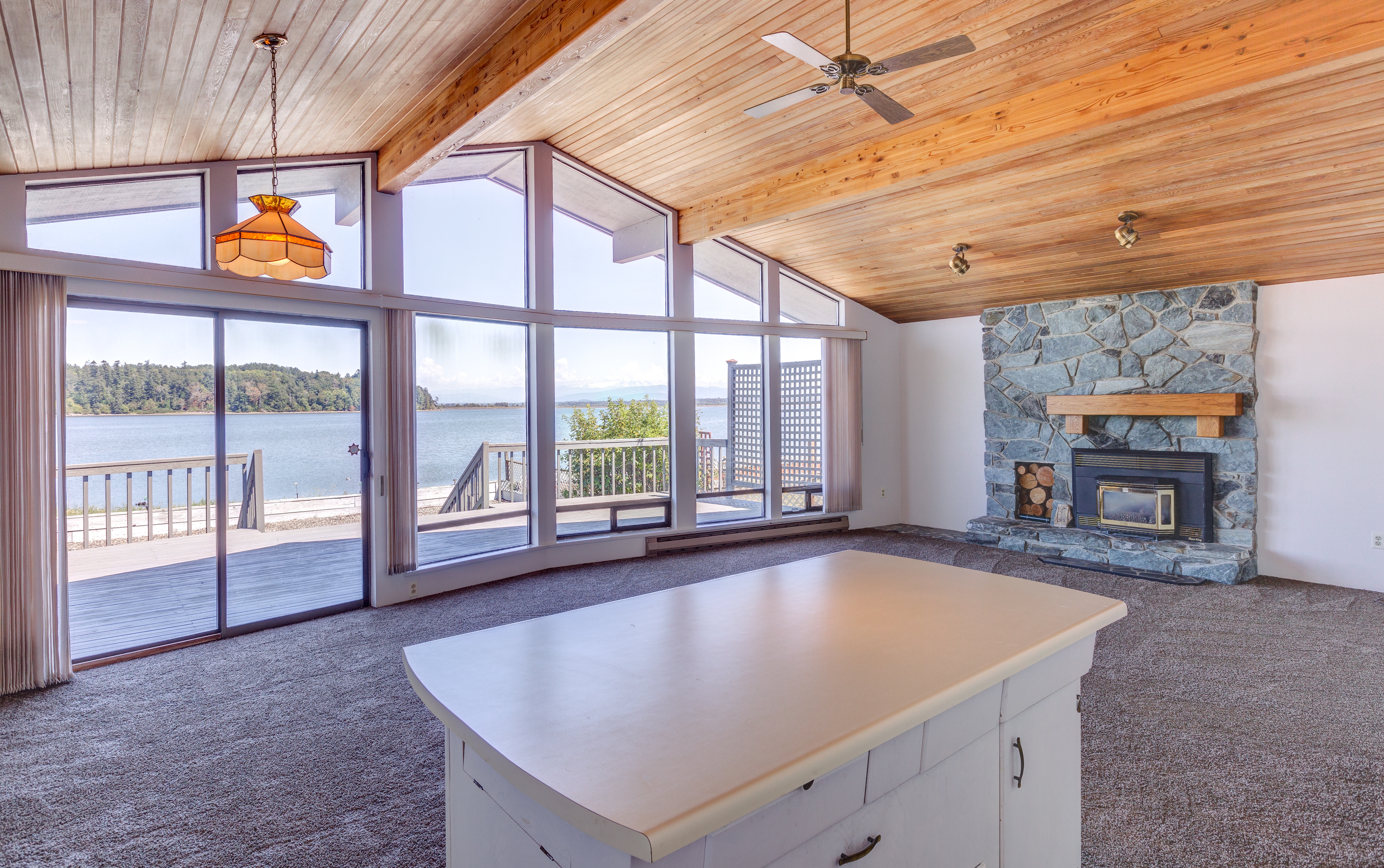 Property Photo: Main level has great room concept 4314 Saltspring Dr  WA 98248 