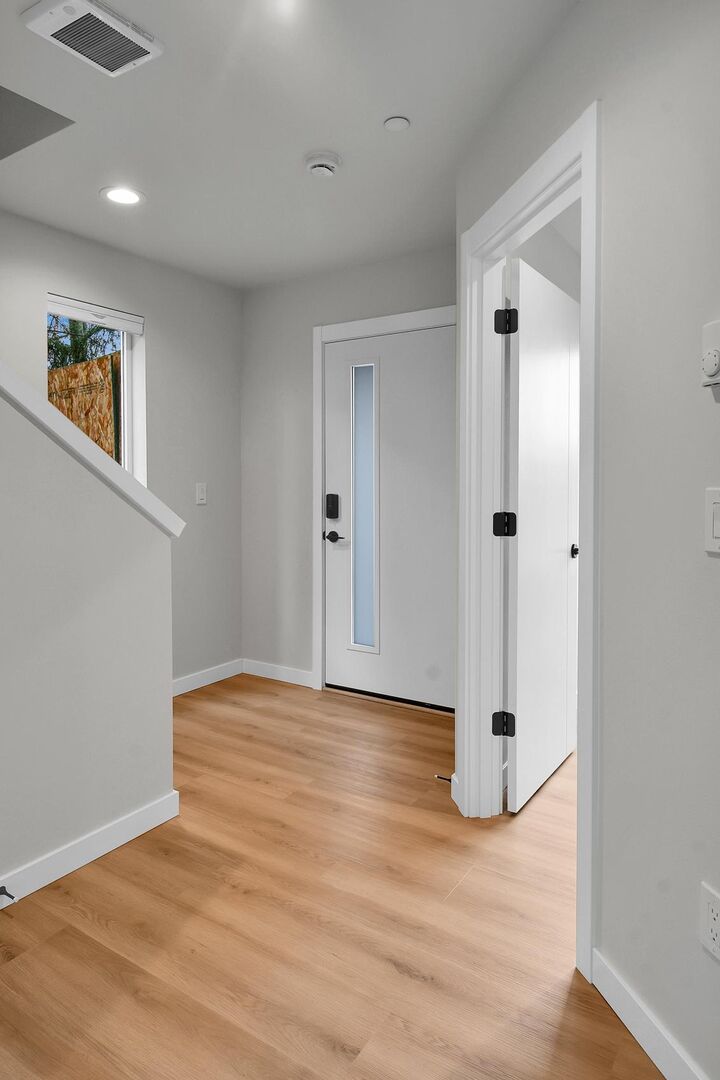 Property Photo:  222  124th Street SW F2  WA 98204 