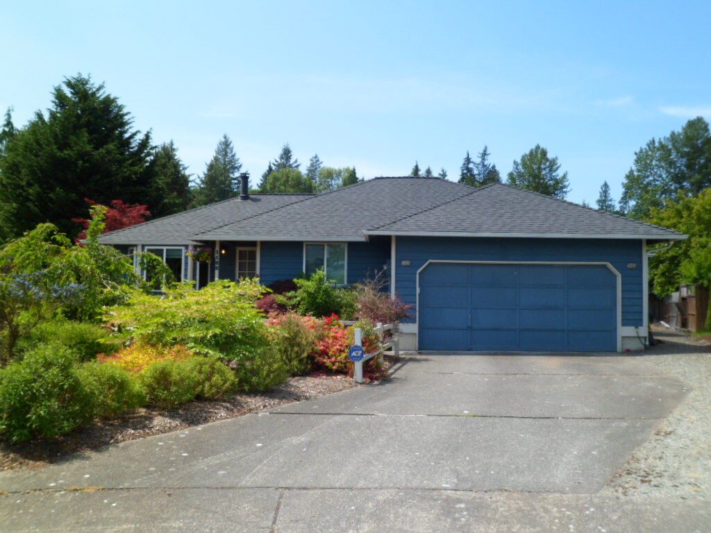Property Photo: 1122 103rd Dr SE WA 98258