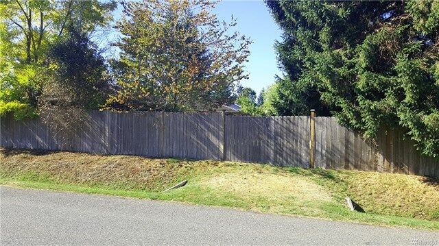 Property Photo: Flip this house! 2829 130th Place SE  WA 98208 