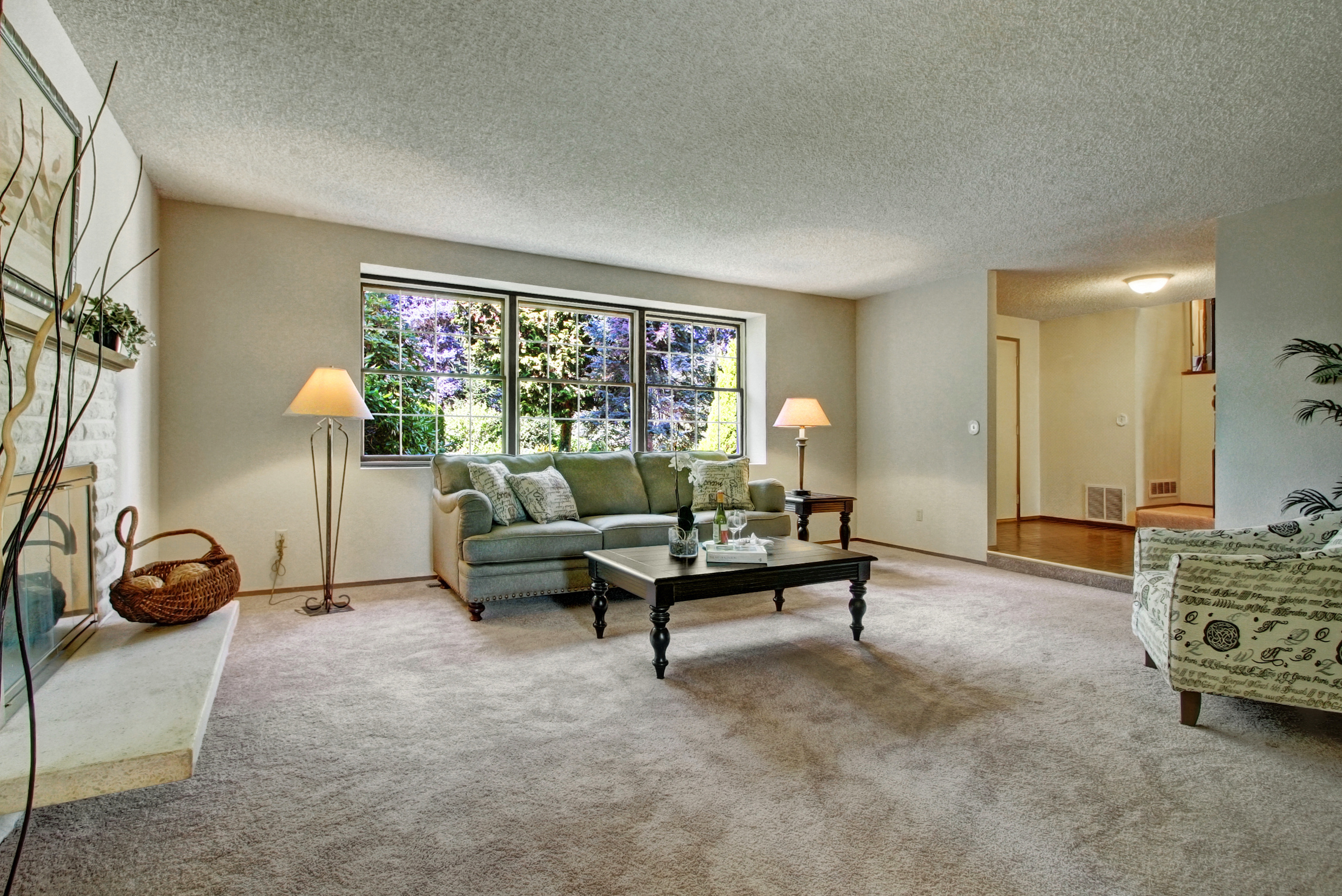 Property Photo: Living room 10827 SE 23rd St  WA 98004 