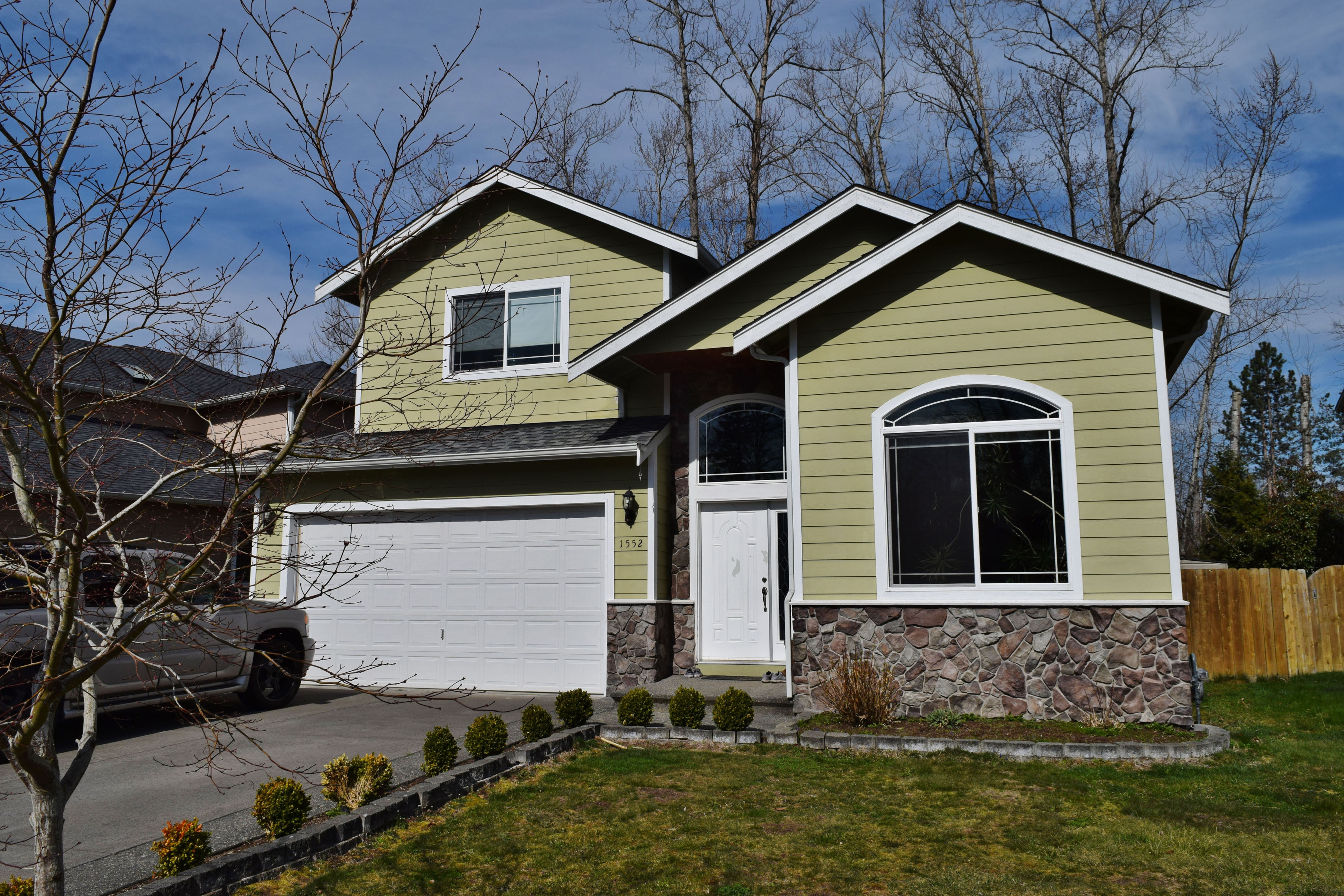 Property Photo: Exterior Views 1552 Fruitland Dr  WA 98226 