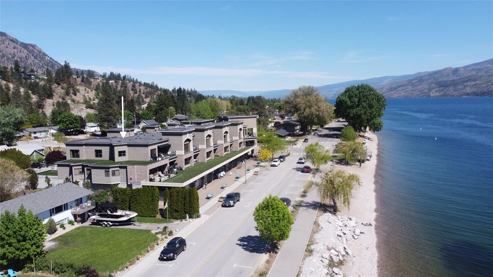 Photo de la propriété:  4200 Beach Avenue 305  BC V0H 1X6 