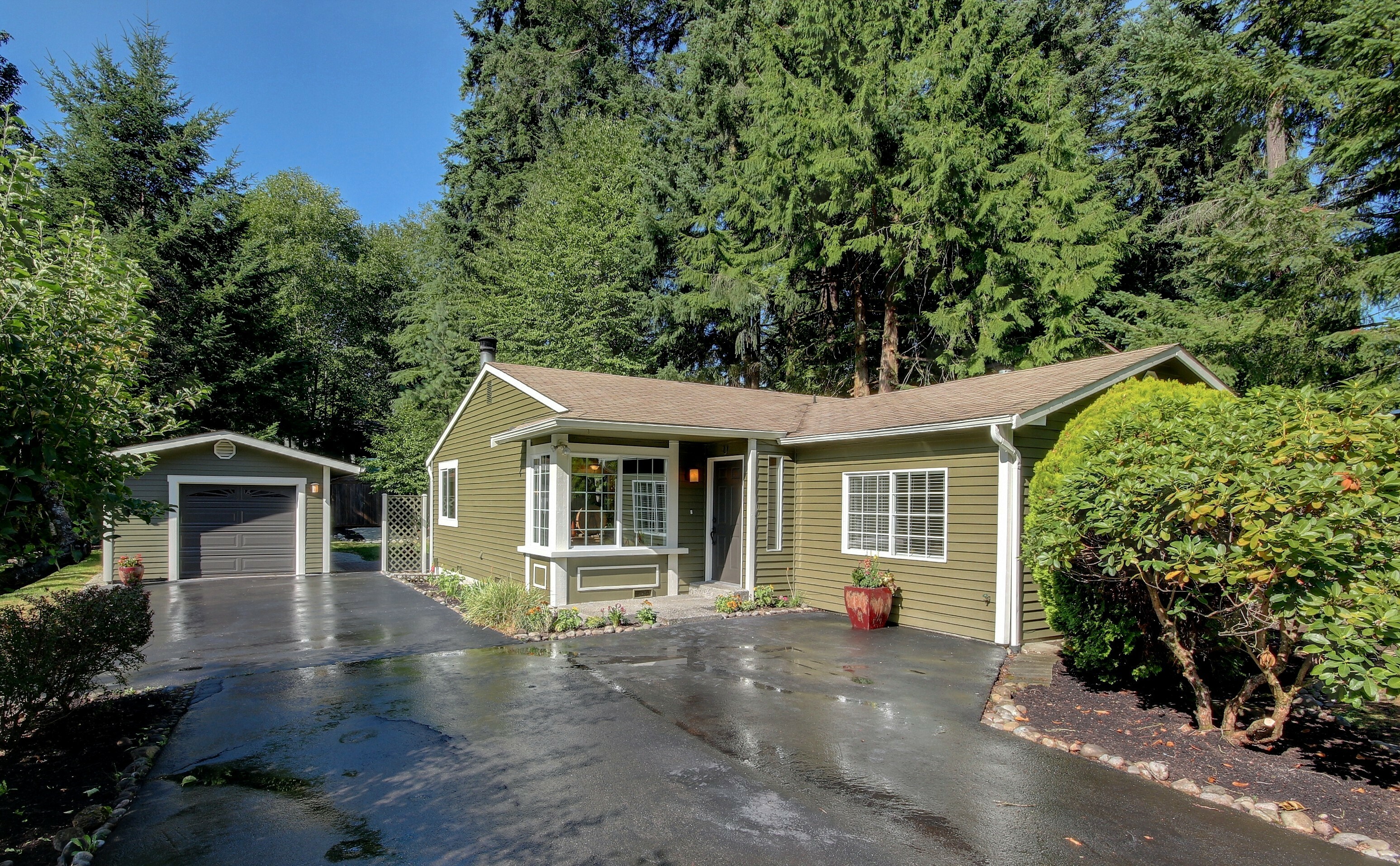 Property Photo:  7826 NE 140th Place  WA 98011 