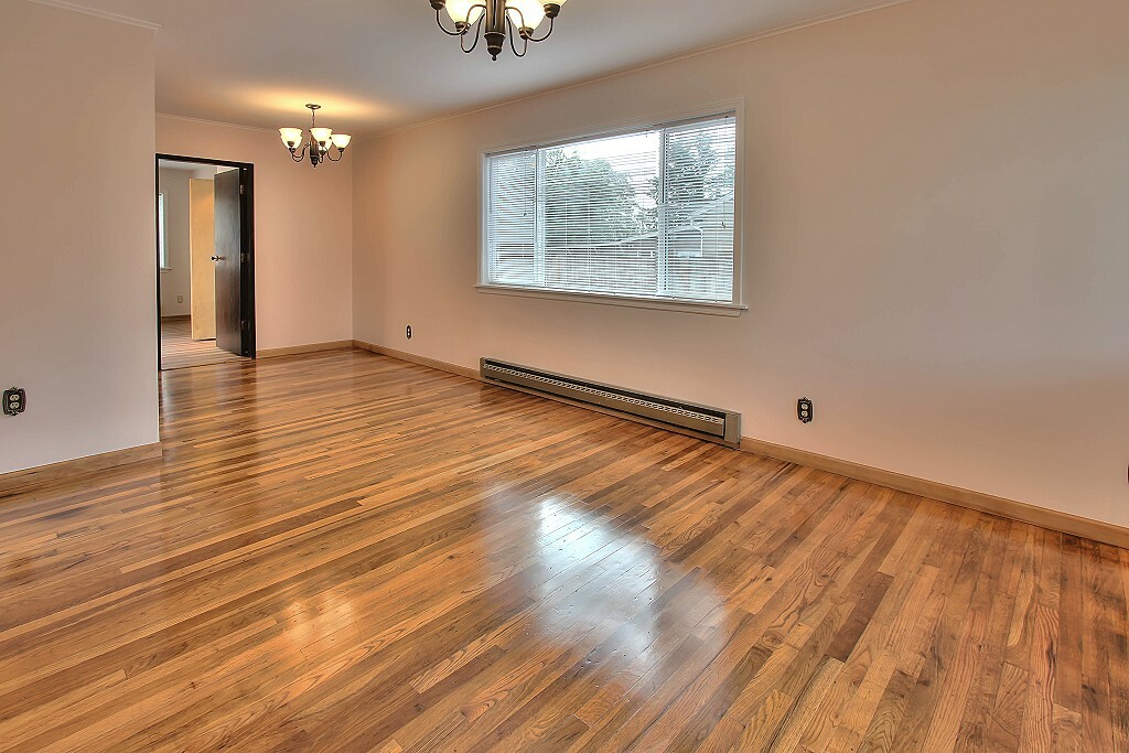 Property Photo: Living room/dining room 15322 26th Ave NE  WA 98155 