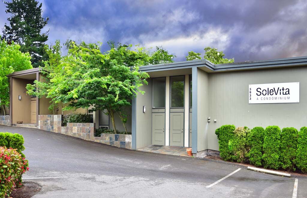 Property Photo: 3933 S Pearl St 2 WA 98118