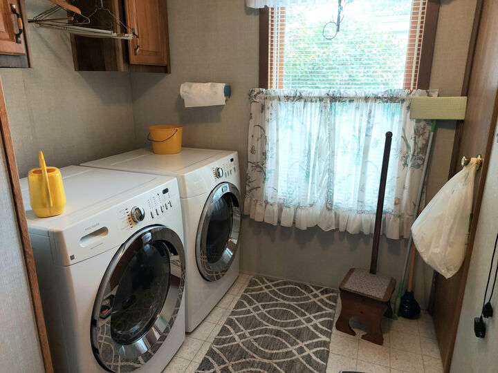 Property Photo:  1663 David Place  MI 49686 