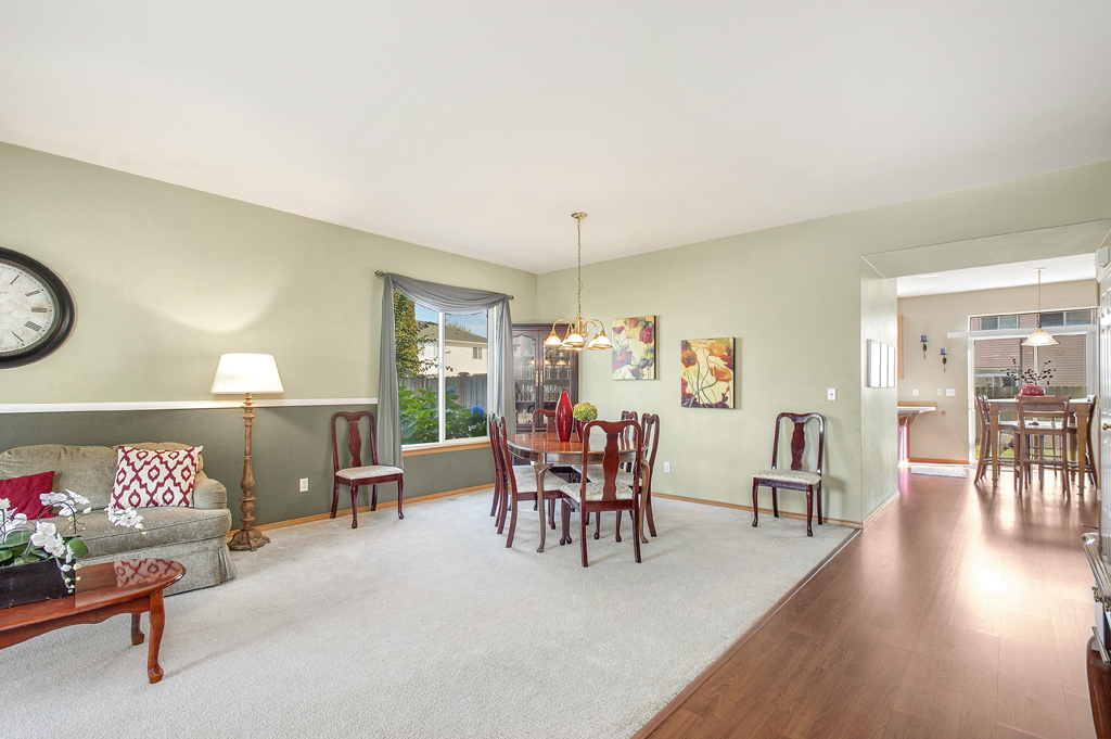 Property Photo: Main floor 24404 119th Ave SE  WA 98030 