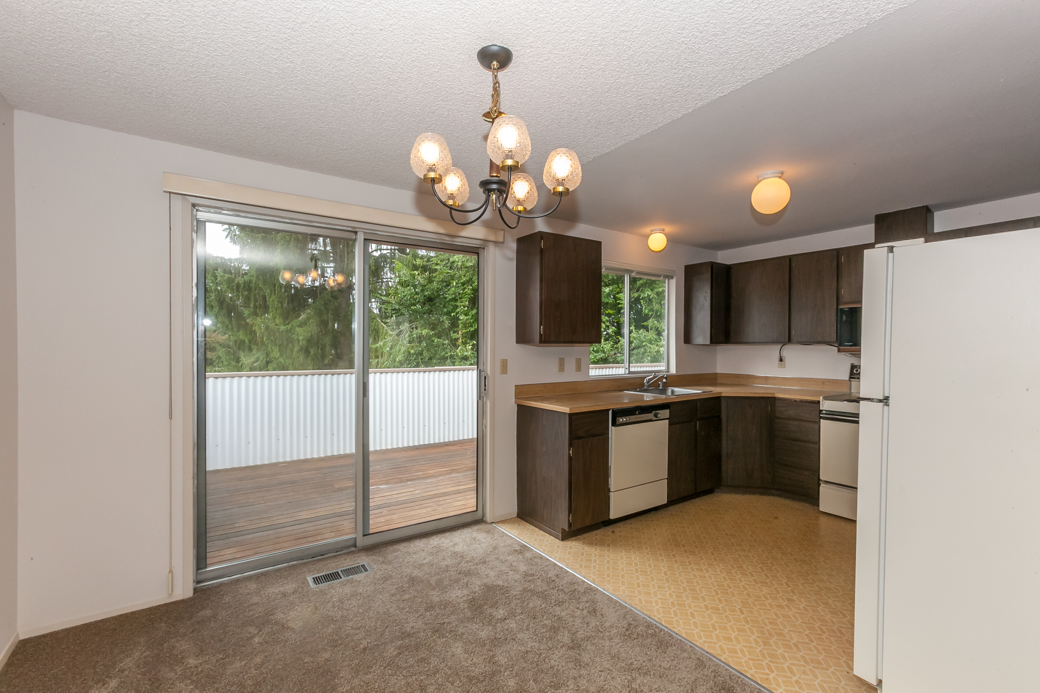 Property Photo: Interior 18319 12th Ave NE WA 98155