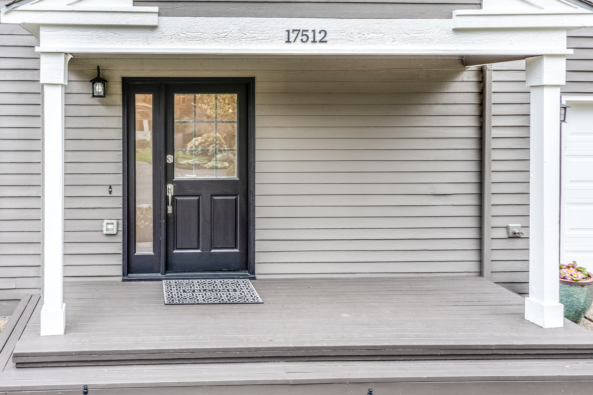 Property Photo: 17512 NE 137th Street WA 98052