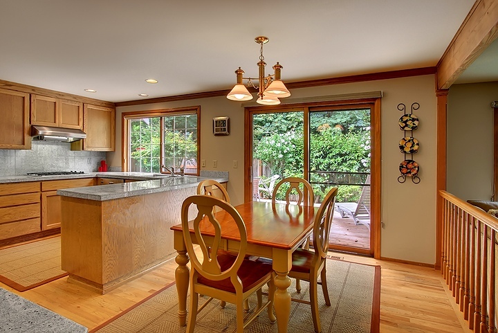 Property Photo: Oak/granite kitchen 15607 SE 45th Place  WA 98006 