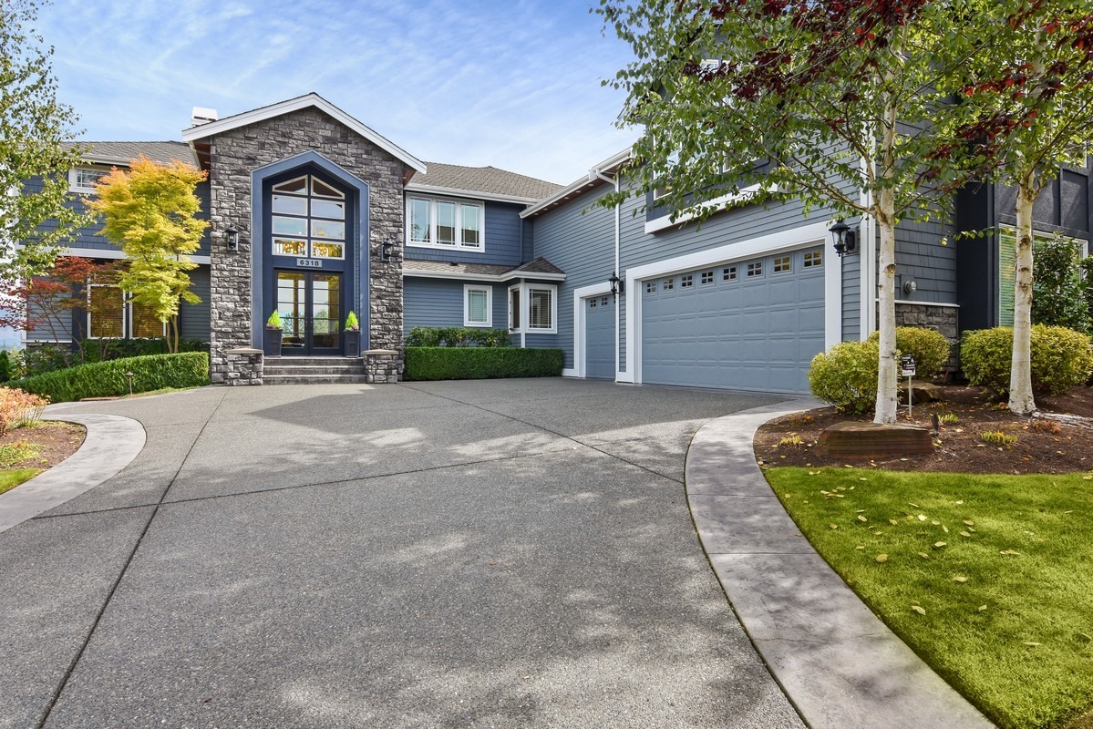 Property Photo: Snoqualmie magnificence 6318 Fairway Place SE  WA 98065 