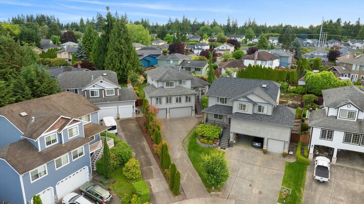 Property Photo:  4714  118th Place SE  WA 98208 