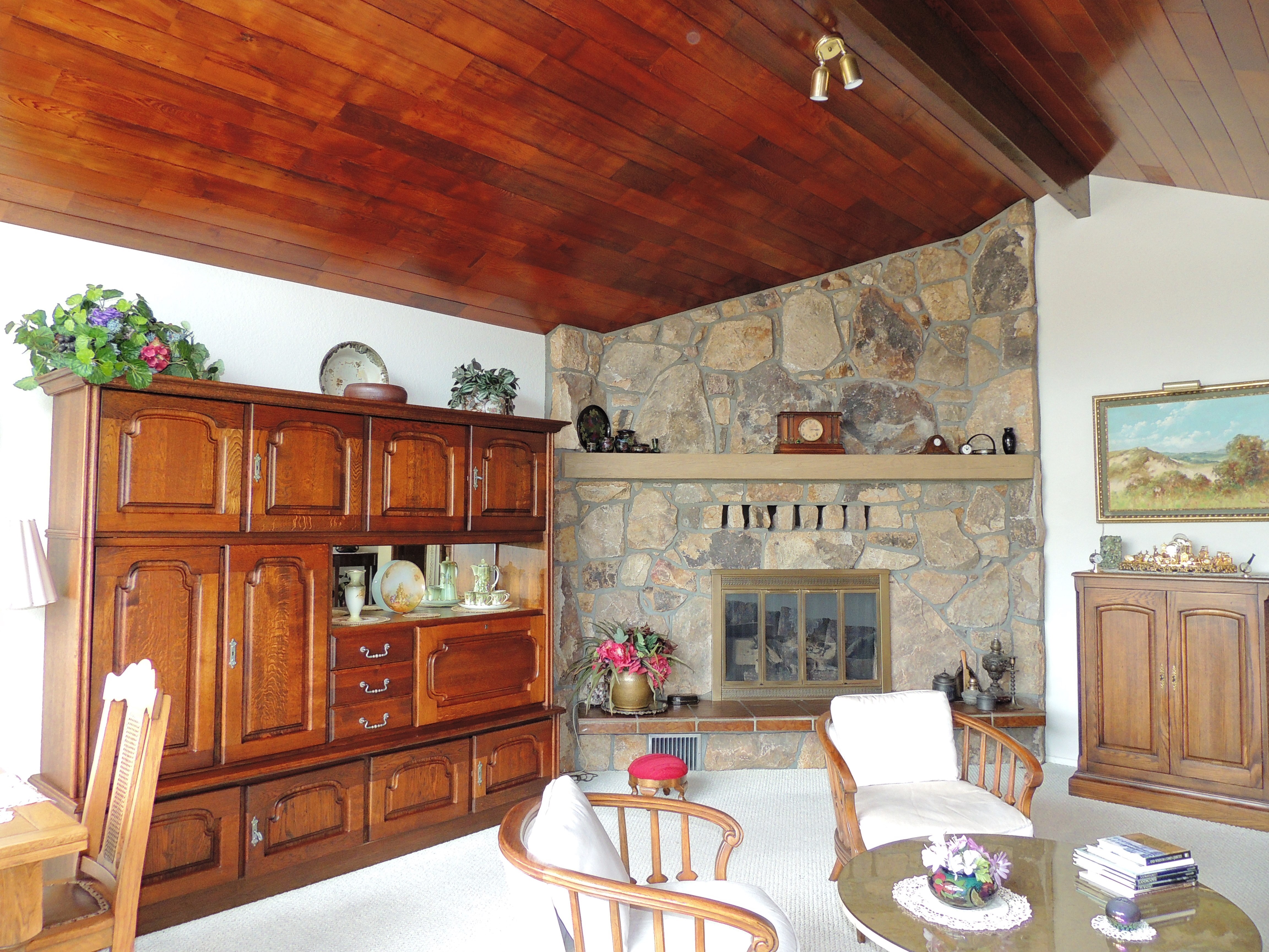 Property Photo: Interior 877 Shoshone Dr WA 98257