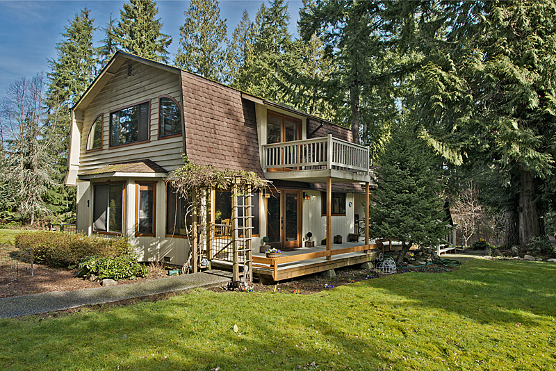 Property Photo:  19934 330th  Avenue NE  WA 98019 