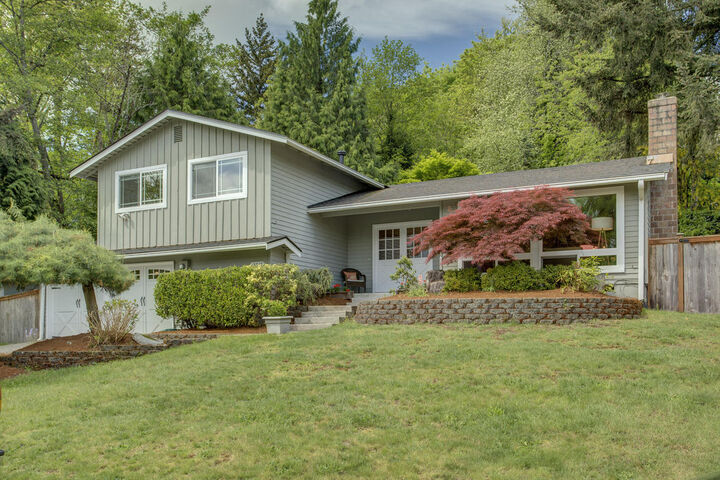 Property Photo: 13517 95th Ave NE WA 98034