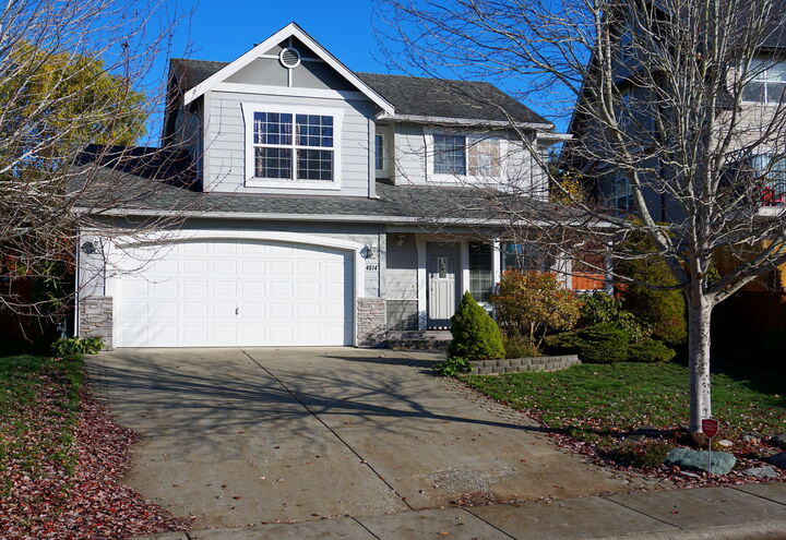 Property Photo: 4614 Bedford Ave WA 98226